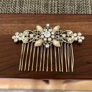 Wedding hair pin accessory